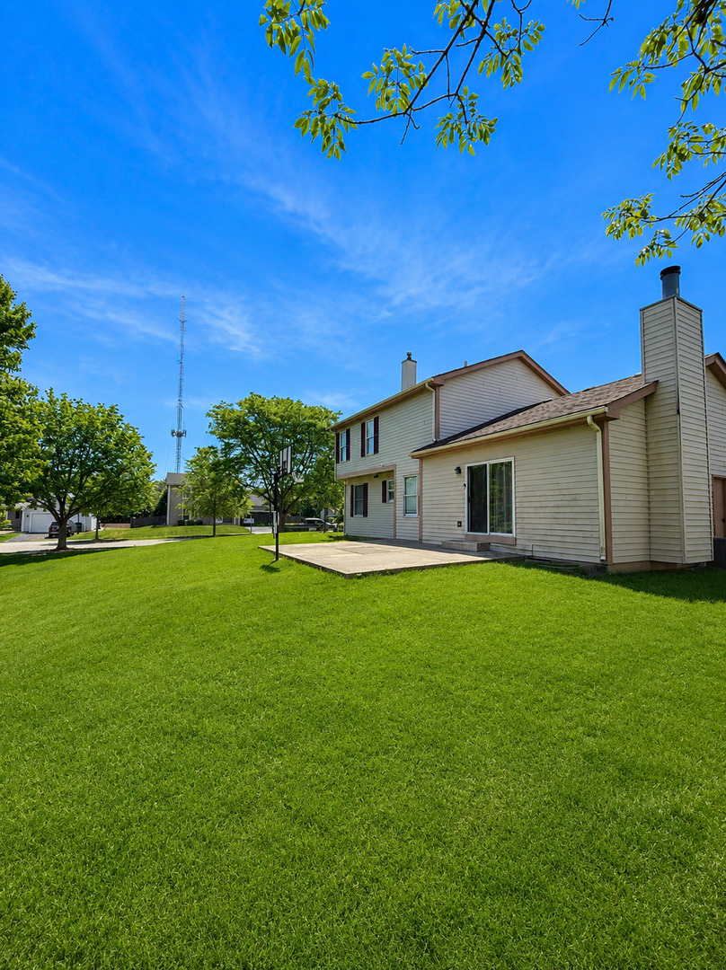 Homes for sale in Algonquin, IL | 1610 Hartley Dr, Algonquin, IL 60102 | MLS# 12677122