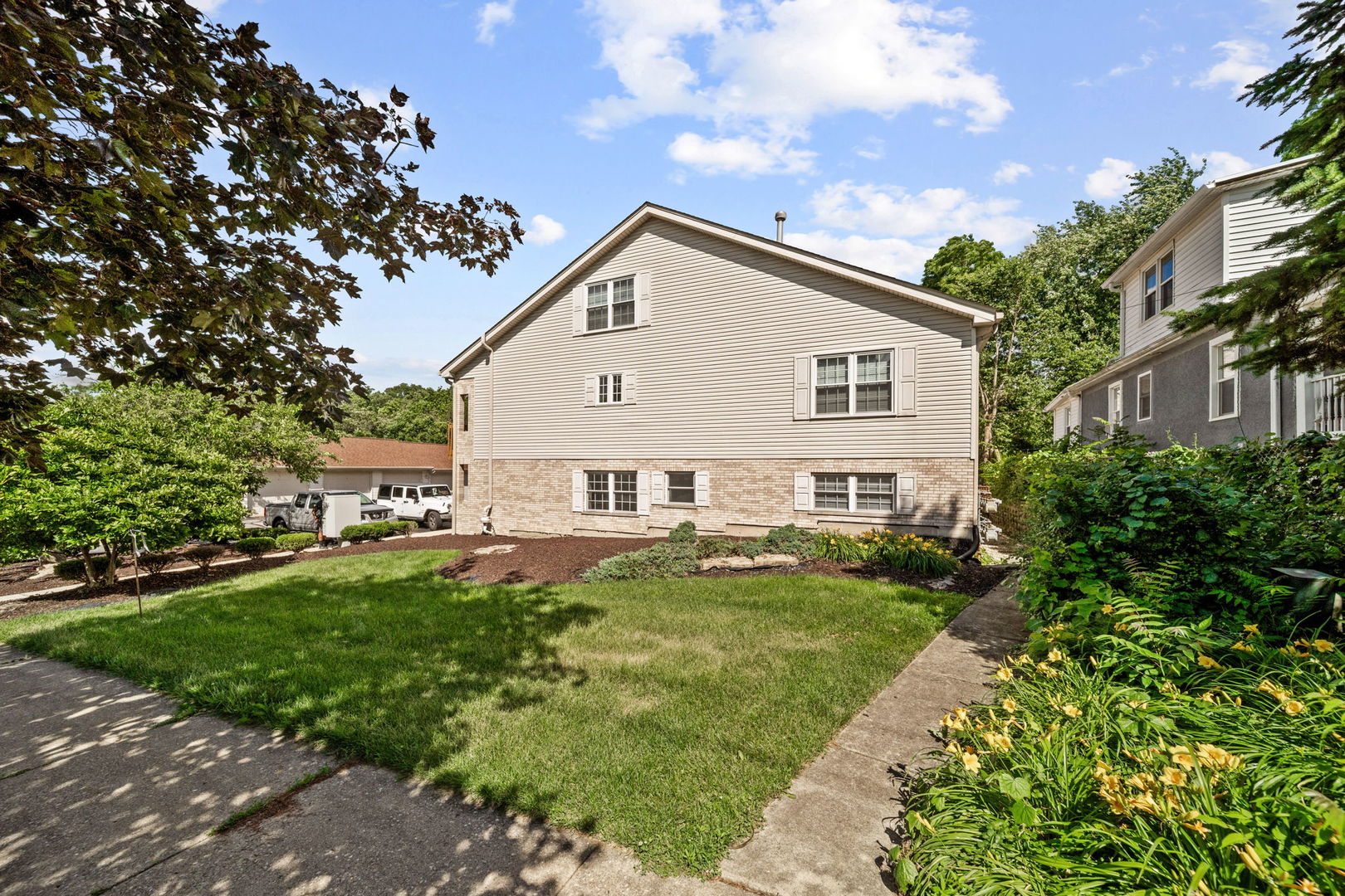 Homes for sale in Lockport, IL | 800 Madison St #1A, Lockport, IL 60441 | MLS# 12677280