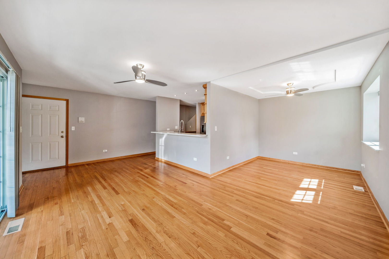 Homes for sale in Lockport, IL | 800 Madison St #1A, Lockport, IL 60441 | MLS# 12677280