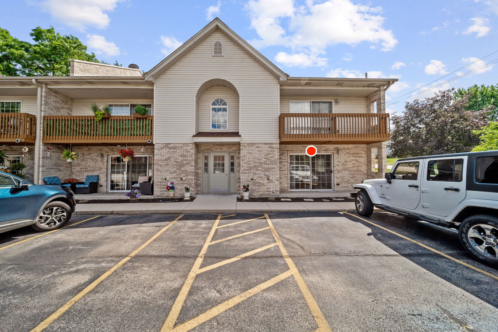 Homes for sale in Lockport, IL | 800 Madison St #1A, Lockport, IL 60441 | MLS# 12677280
