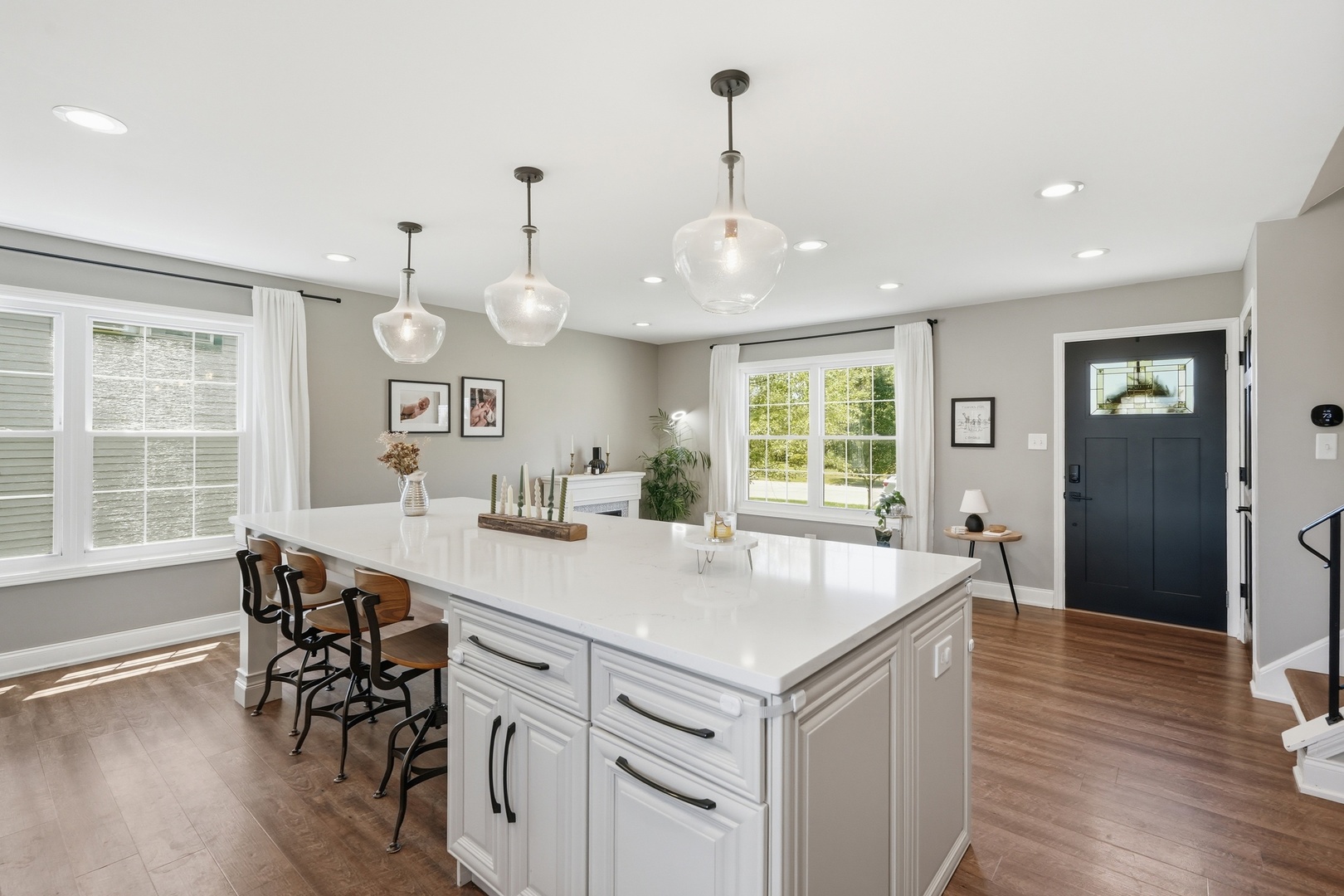 4th image of 20531 S Frankfort Square Rd, Frankfort, IL 60423 | MLS# 12677317