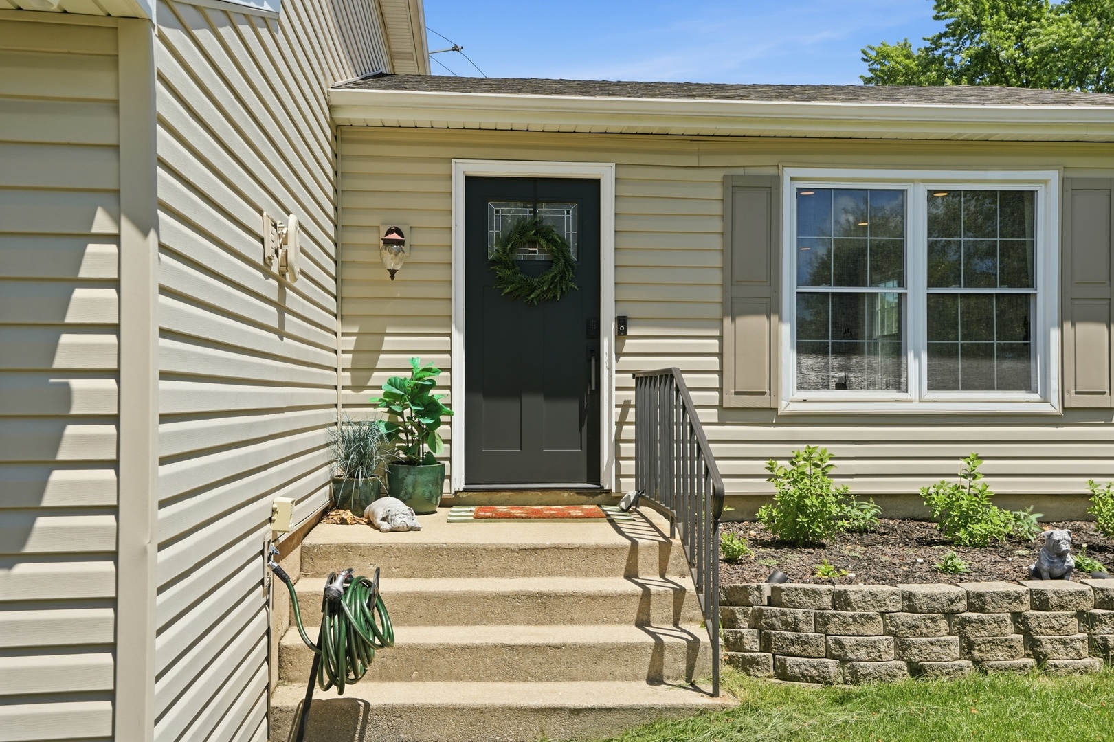3rd image of 20531 S Frankfort Square Rd, Frankfort, IL 60423 | MLS# 12677317