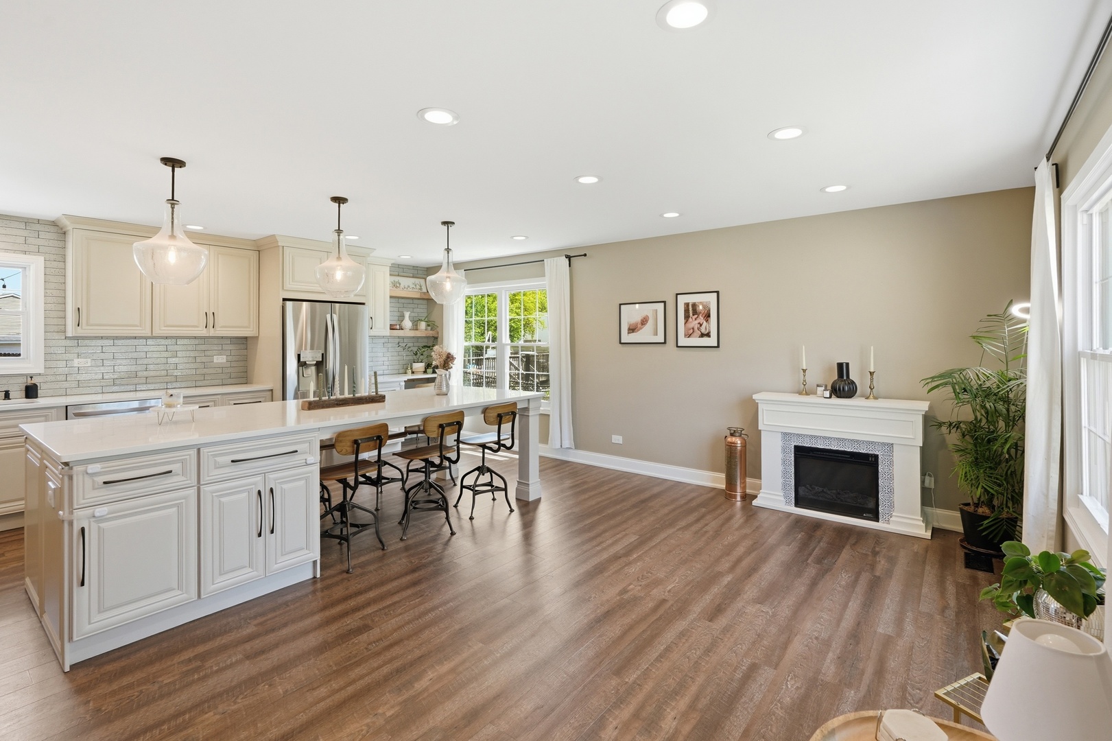 5th image of 20531 S Frankfort Square Rd, Frankfort, IL 60423 | MLS# 12677317