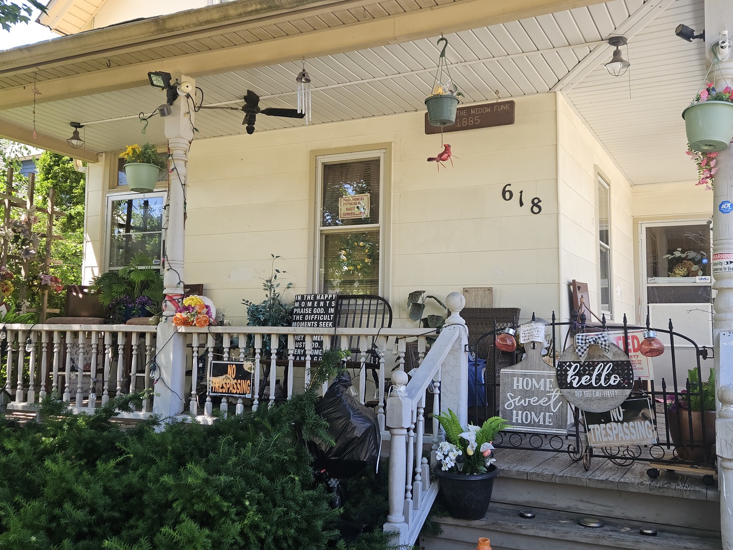 Homes for sale in Elgin, IL | 618 Washburn St, Elgin, IL 60123 | MLS# 12677346