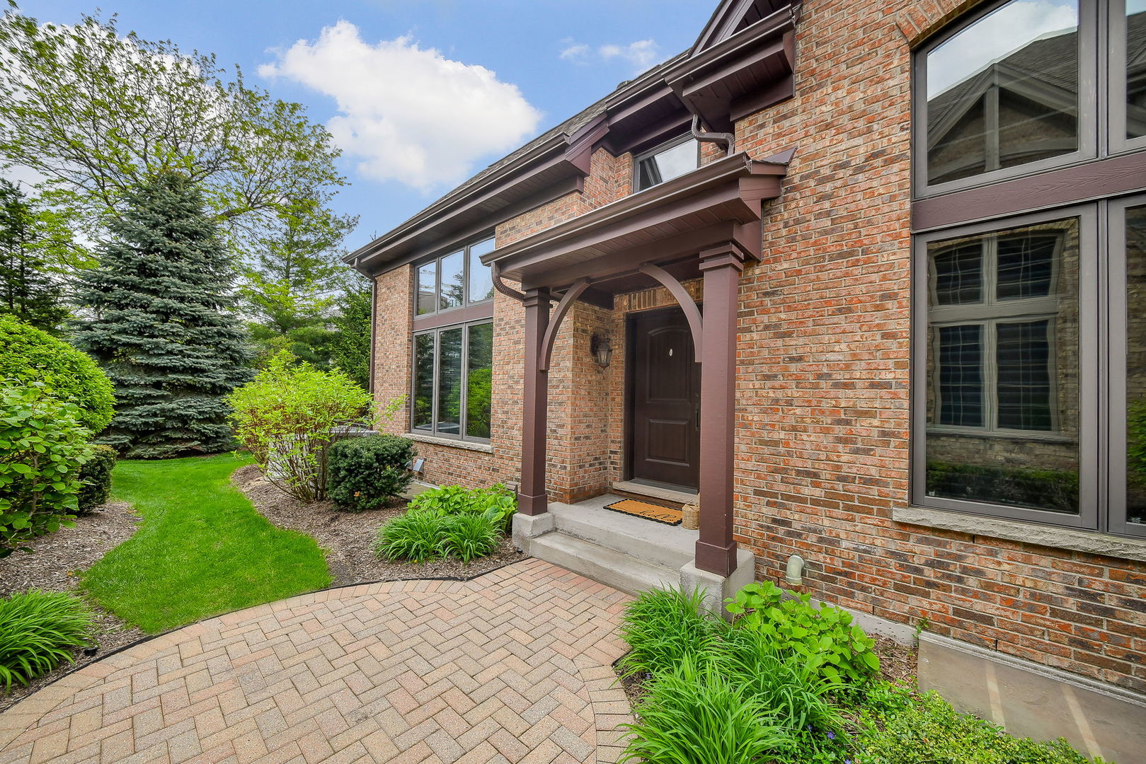Homes for sale in Wheaton, IL | 2009 Mackenzie Pl #2009, Wheaton, IL 60187 | MLS# 12677377