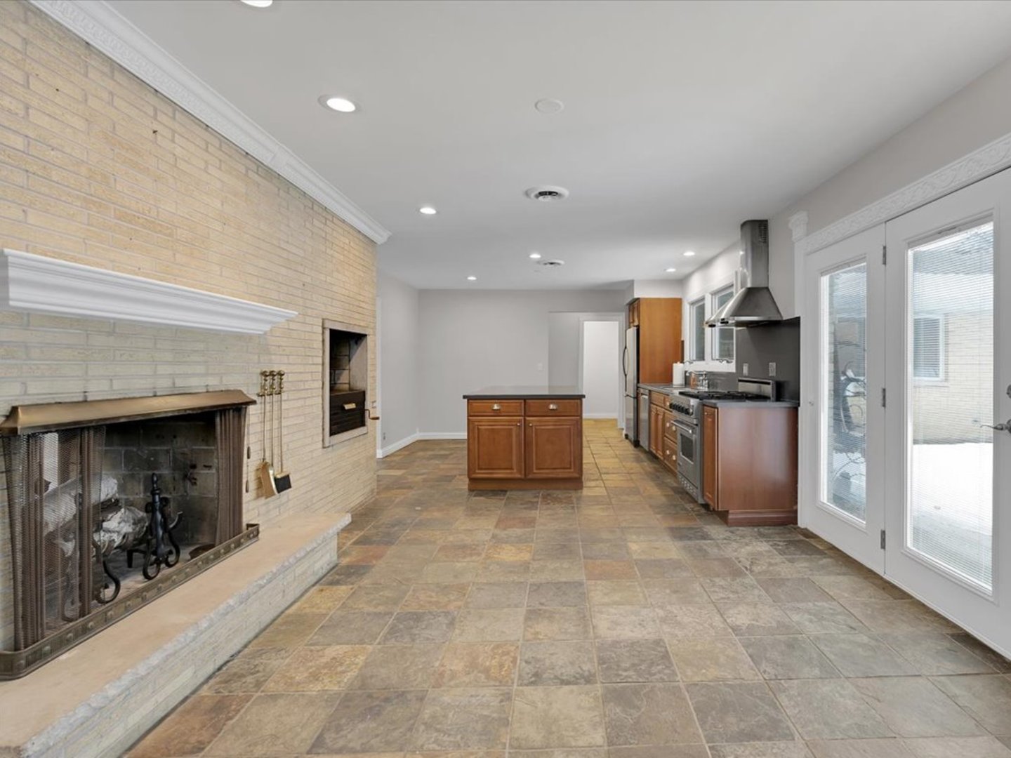 5th image of 3273 Merrimac Ln, Long Grove, IL 60047 | MLS# 12677395