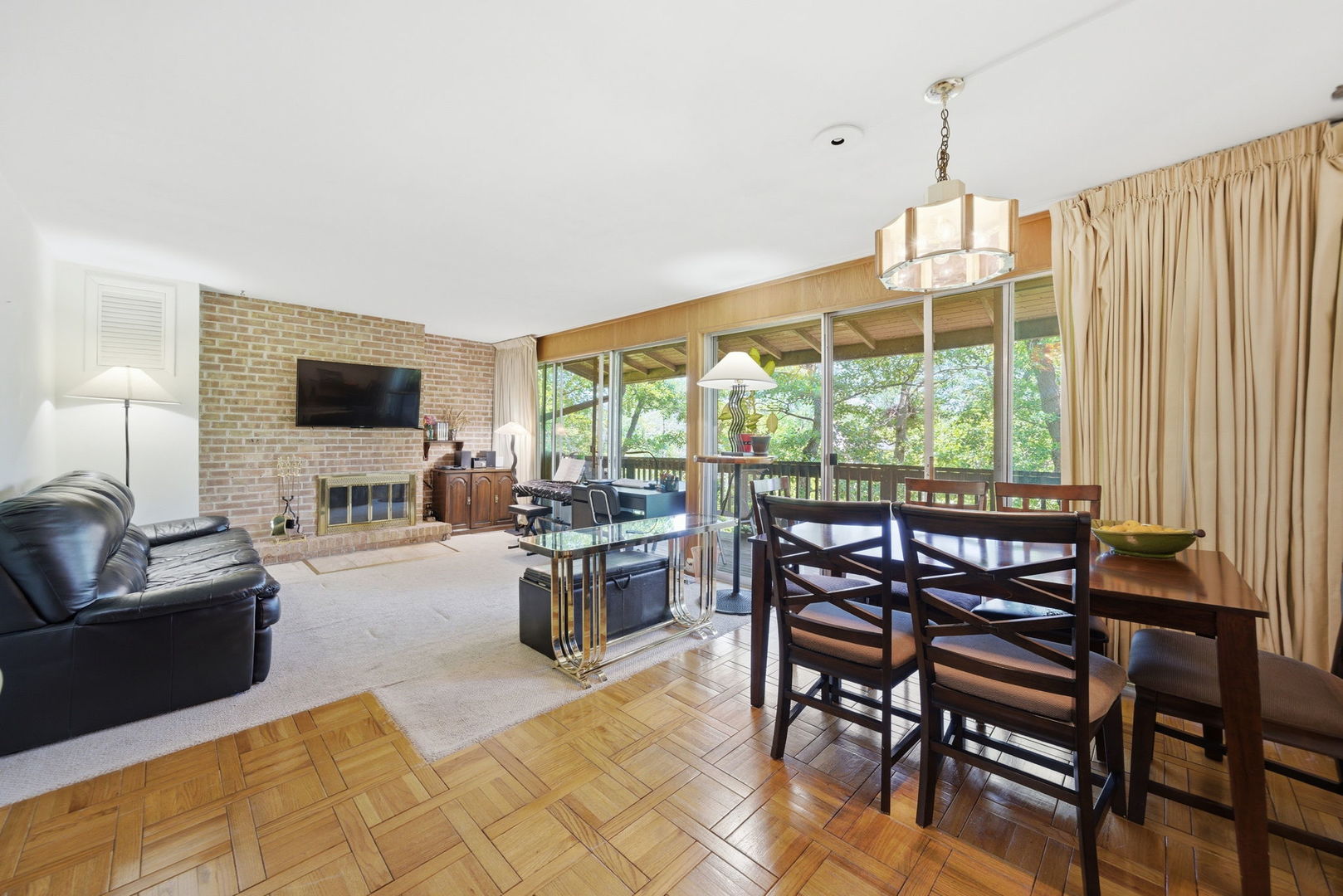 Homes for sale in Lisle, IL | 5517 E Lake Dr #91-E, Lisle, IL 60532 | MLS# 12677415