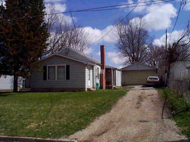 Homes for sale in Bloomington, IL | 604 S Western Ave, Bloomington, IL 61701 | MLS# 12677470