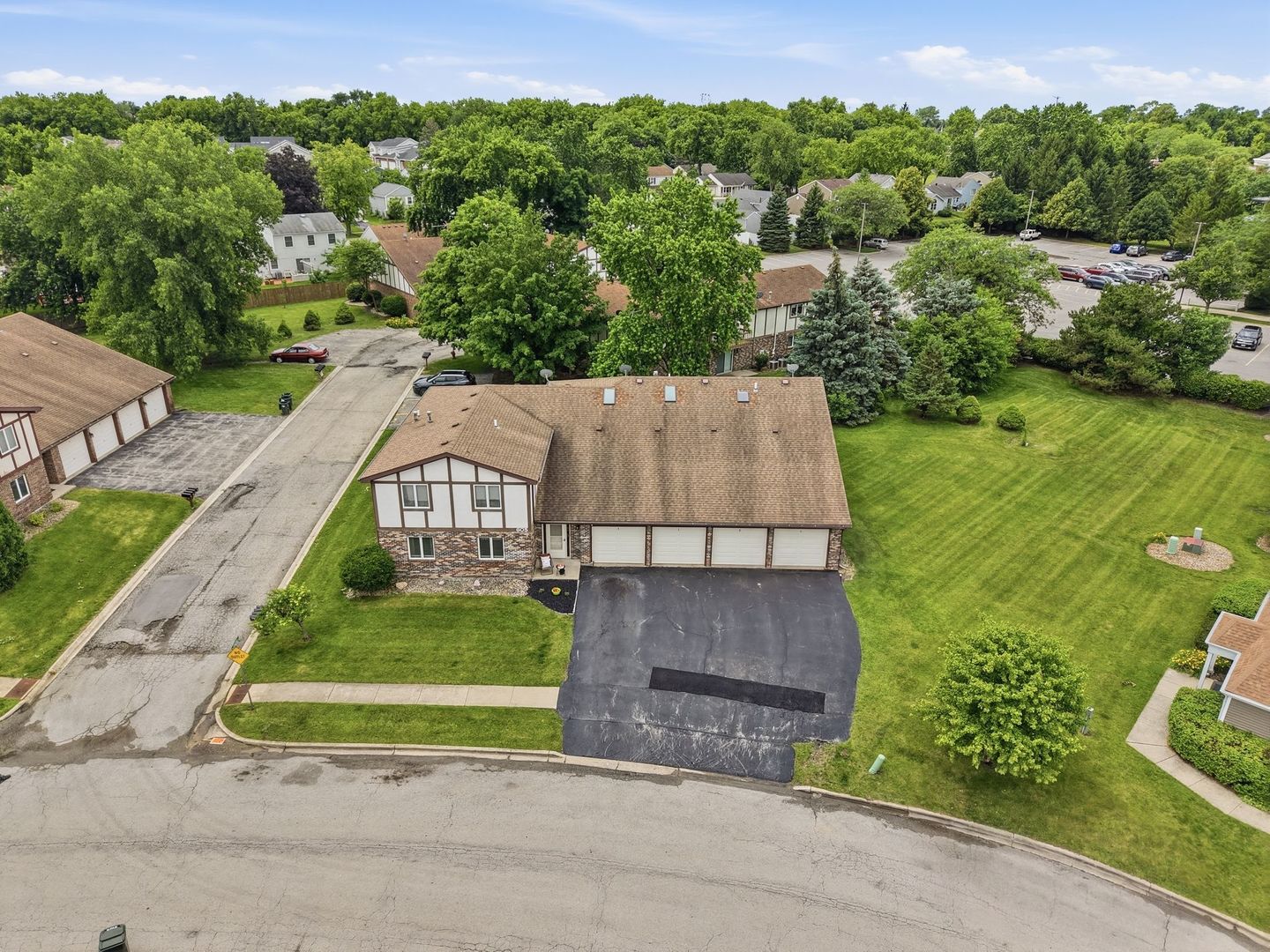 Homes for sale in New Lenox, IL | 605 Crescenzo Ct #C, New Lenox, IL 60451 | MLS# 12677471