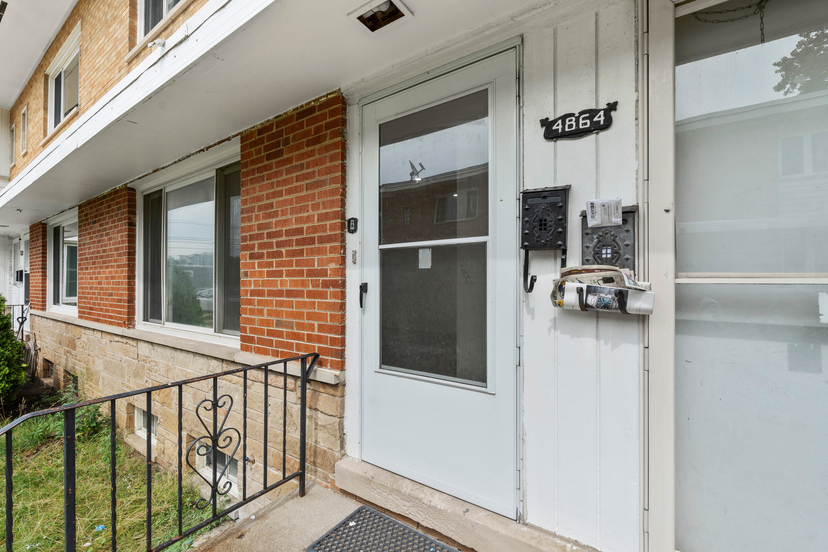 Homes for sale in Skokie, IL | 4864 Carol St #B, Skokie, IL 60077 | MLS# 12677523