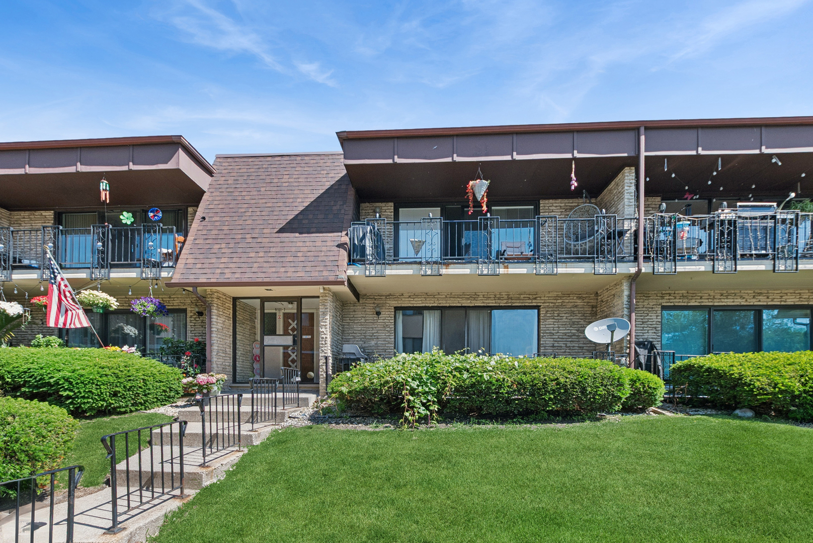 Homes for sale in Hickory Hills, IL | 9111 S Roberts Rd #7C, Hickory Hills, IL 60457 | MLS# 12677794