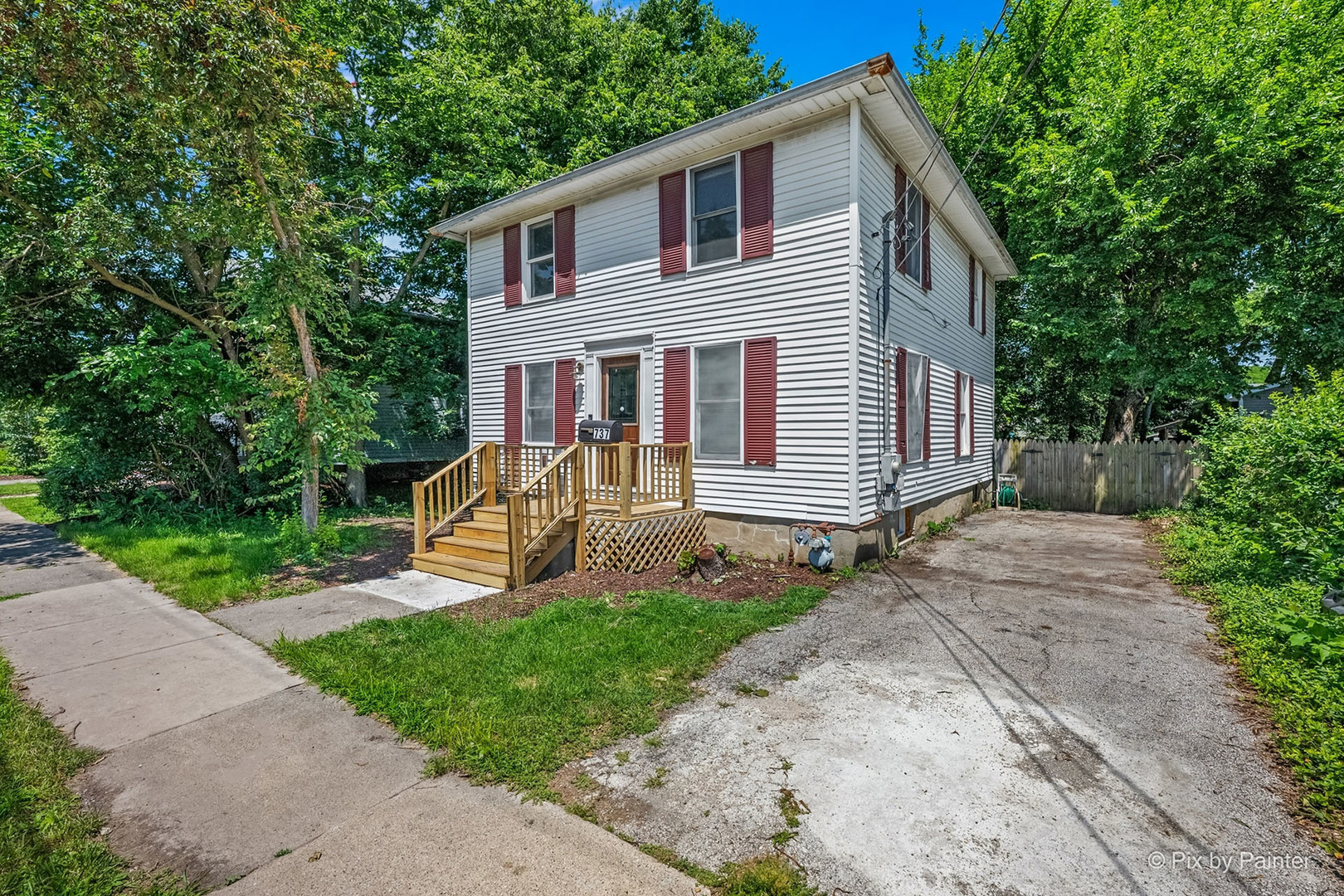 Homes for sale in Batavia, IL | 737 Blaine St, Batavia, IL 60510 | MLS# 12677885