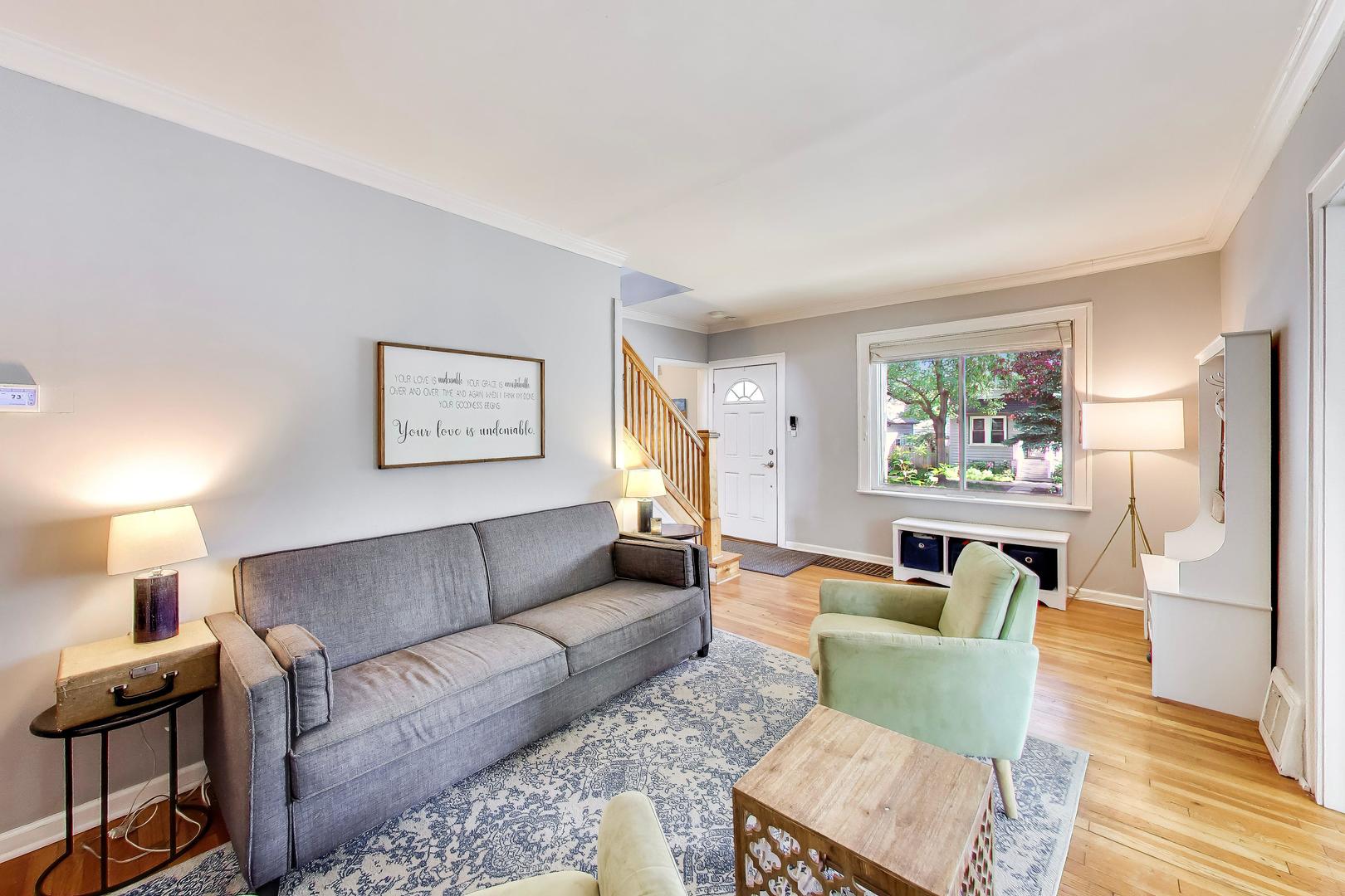 5th image of 834 Carpenter Ave, Oak Park, IL 60304 | MLS# 12677915