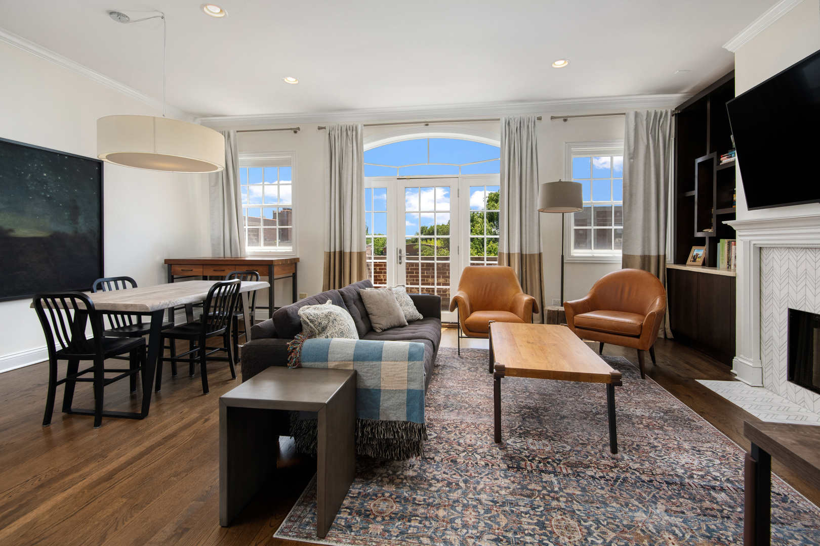 Homes for sale in Chicago, IL | 2136 W Division St #4, Chicago, IL 60622 | MLS# 12678112