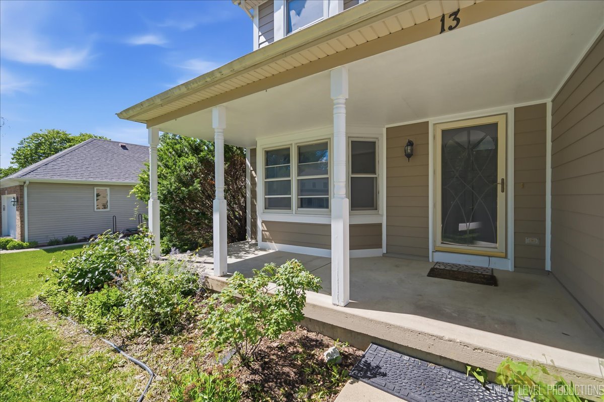 Homes for sale in Sugar Grove, IL | 13 Saddlewood Ct, Sugar Grove, IL 60554 | MLS# 12678130