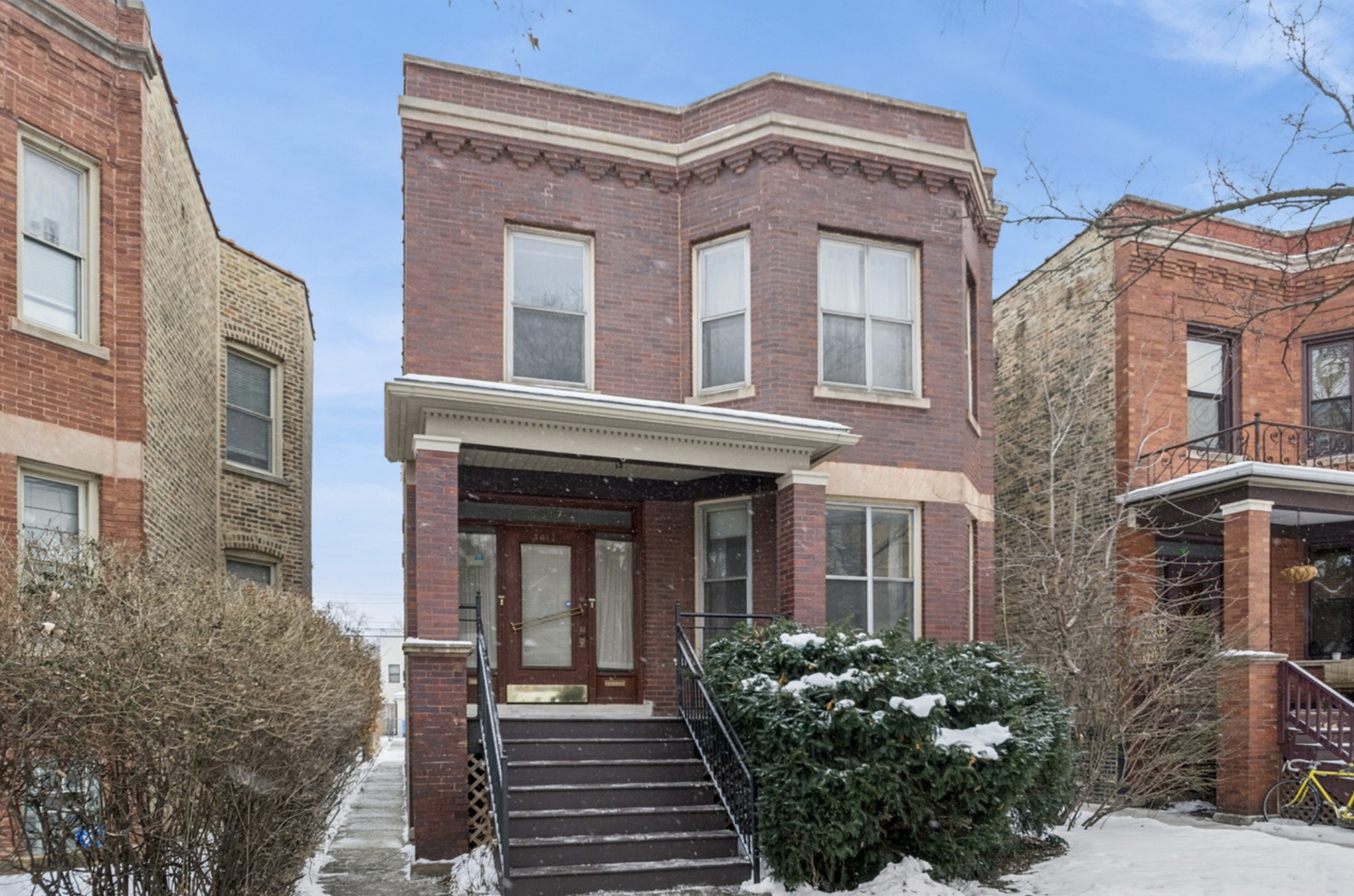 Homes for sale in Chicago, IL | 3617 N Albany Ave, Chicago, IL 60618 | MLS# 12678150