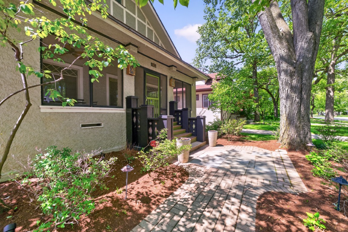 Homes for sale in River Forest, IL | 130 Gale Ave, River Forest, IL 60305 | MLS# 12678268