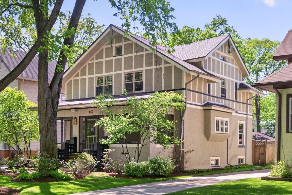 Homes for sale in River Forest, IL | 130 Gale Ave, River Forest, IL 60305 | MLS# 12678268