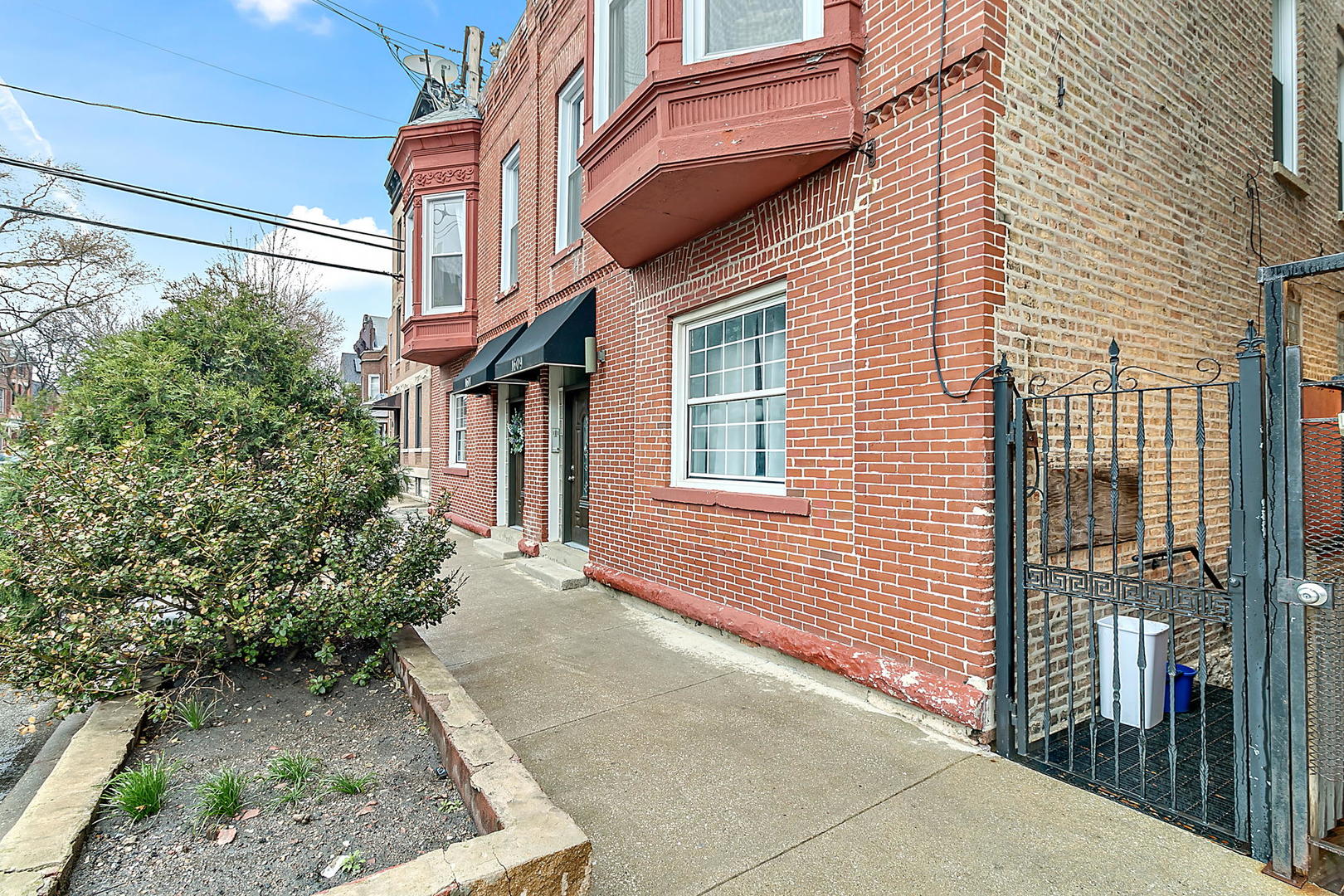 Homes for sale in Chicago, IL | 1609 11 N Wood St, Chicago, IL 60622 | MLS# 12678300