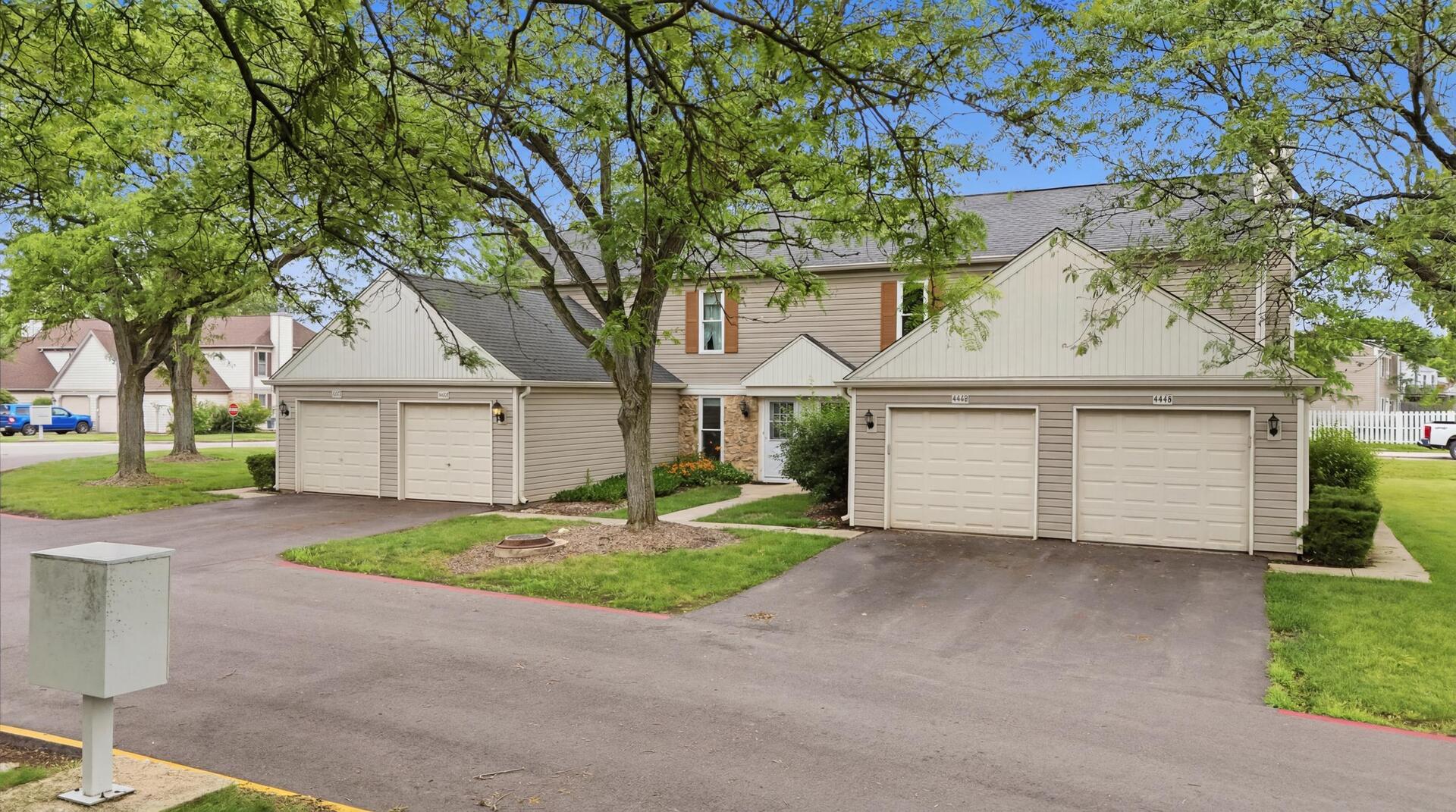 Homes for sale in Aurora, IL | 2674 Waterford Ct, Aurora, IL 60502 | MLS# 12678516