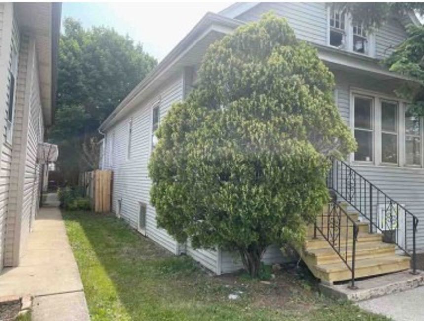Homes for sale in Chicago, IL | 5417 S Sacramento Ave, Chicago, IL 60632 | MLS# 12678558