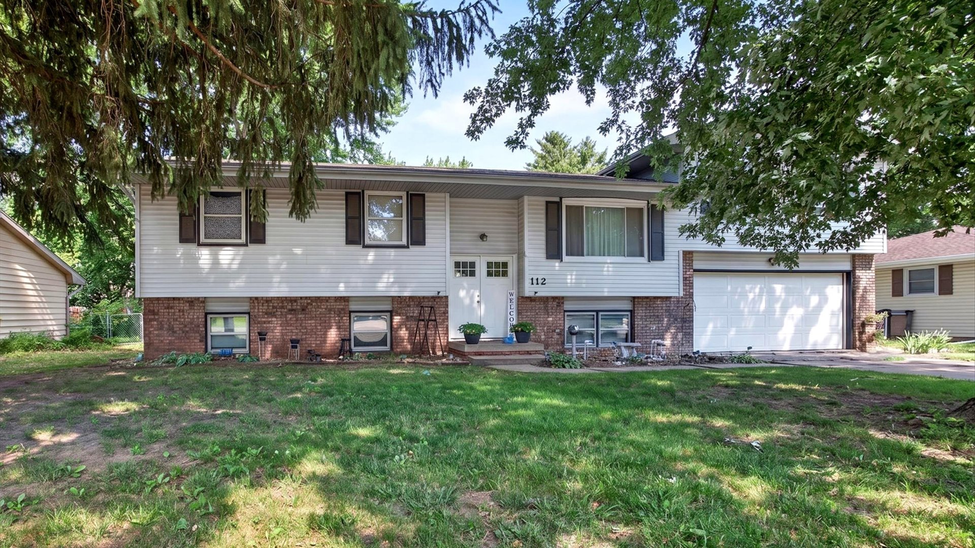 Homes for sale in Normal, IL | 112 Sandra Ln, Normal, IL 61761 | MLS# 12678696