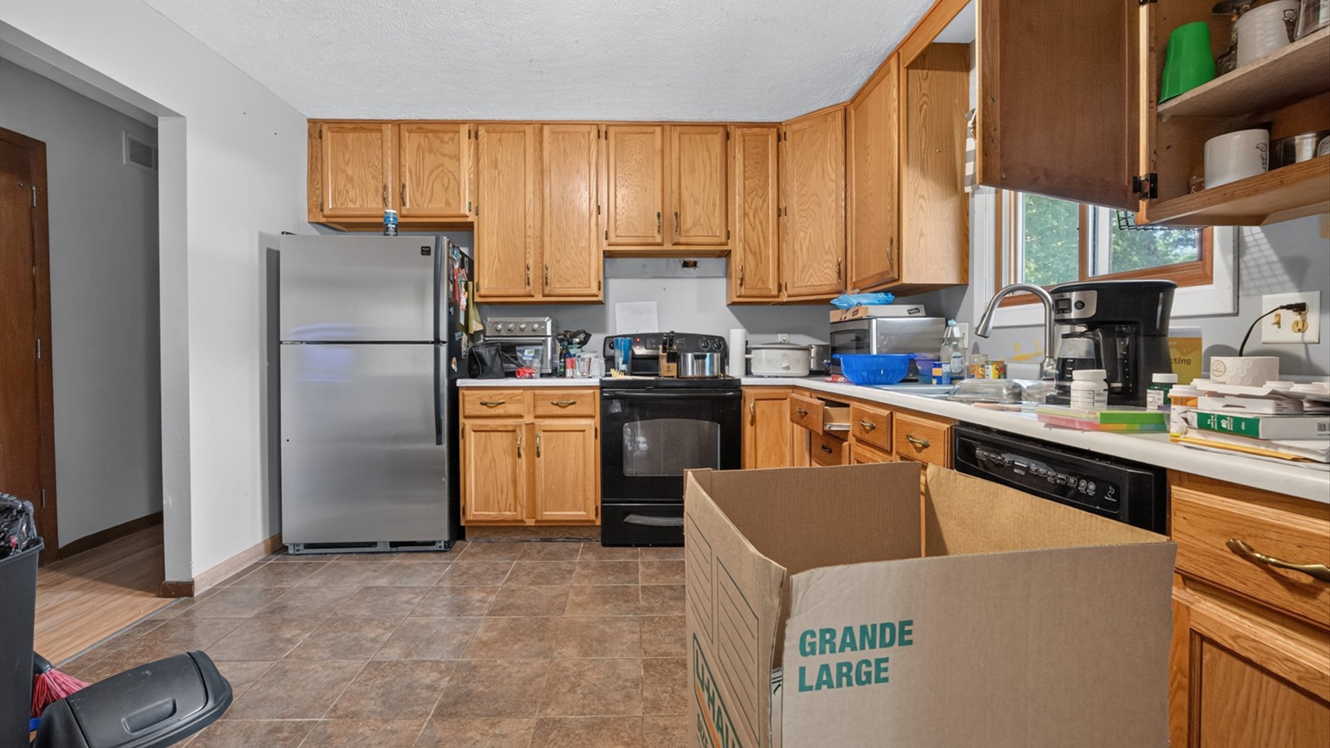 Homes for sale in Normal, IL | 112 Sandra Ln, Normal, IL 61761 | MLS# 12678696