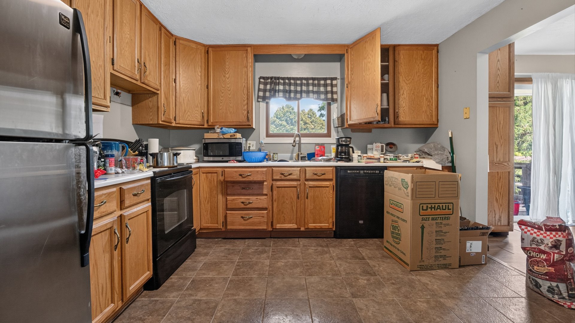 Homes for sale in Normal, IL | 112 Sandra Ln, Normal, IL 61761 | MLS# 12678696