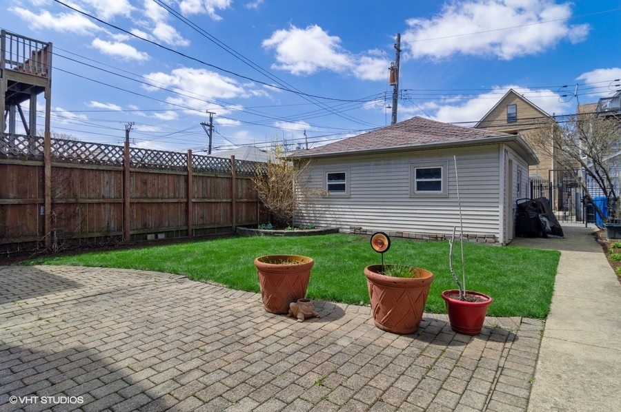 Homes for sale in Chicago, IL | 3622 N Whipple St, Chicago, IL 60618 | MLS# 12678888
