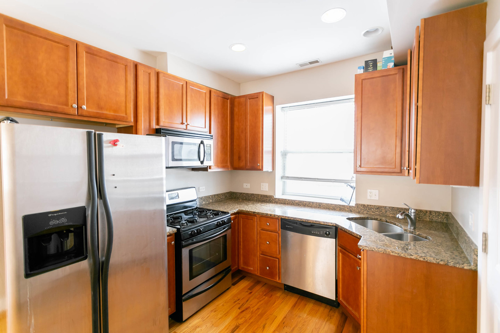 Homes for sale in Chicago, IL | 1430 N Maplewood Ave #402, Chicago, IL 60622 | MLS# 12678898