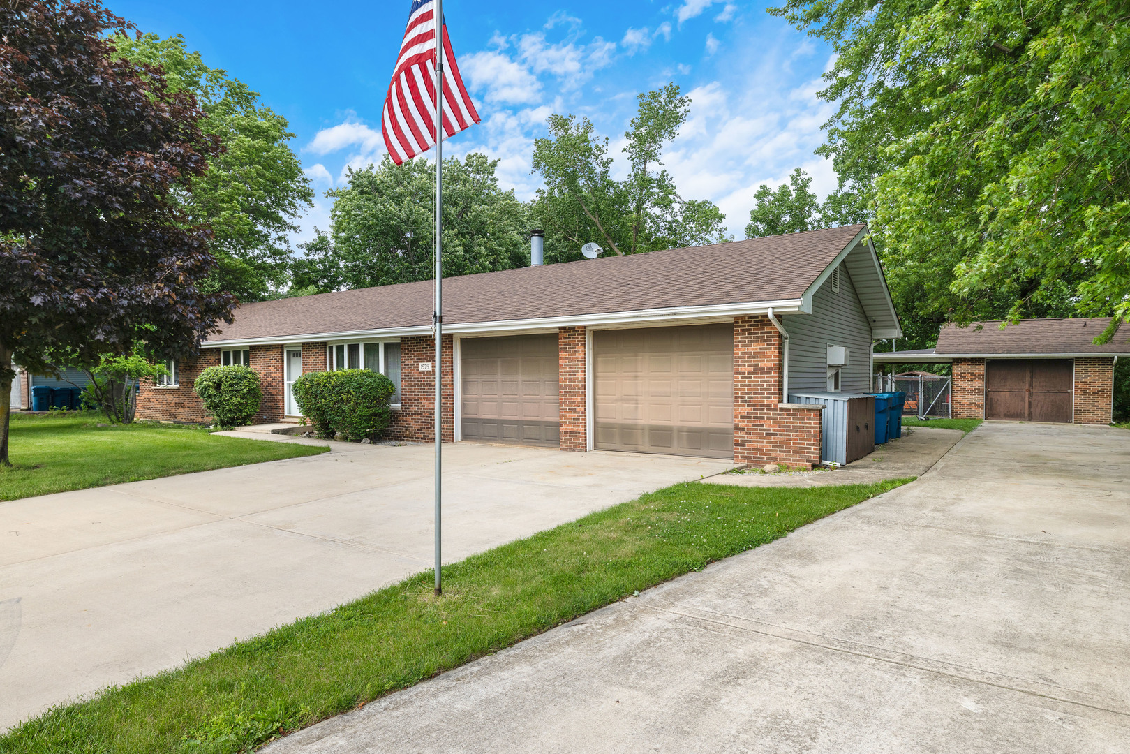 Homes for sale in Crete, IL | 1579 Vincennes St, Crete, IL 60417 | MLS# 12678943