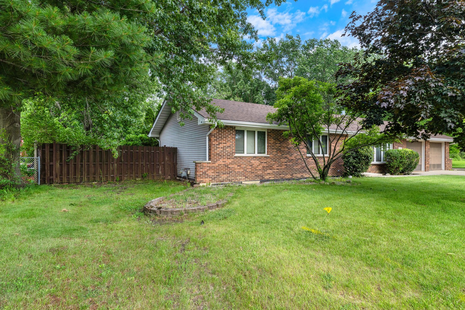 Homes for sale in Crete, IL | 1579 Vincennes St, Crete, IL 60417 | MLS# 12678943