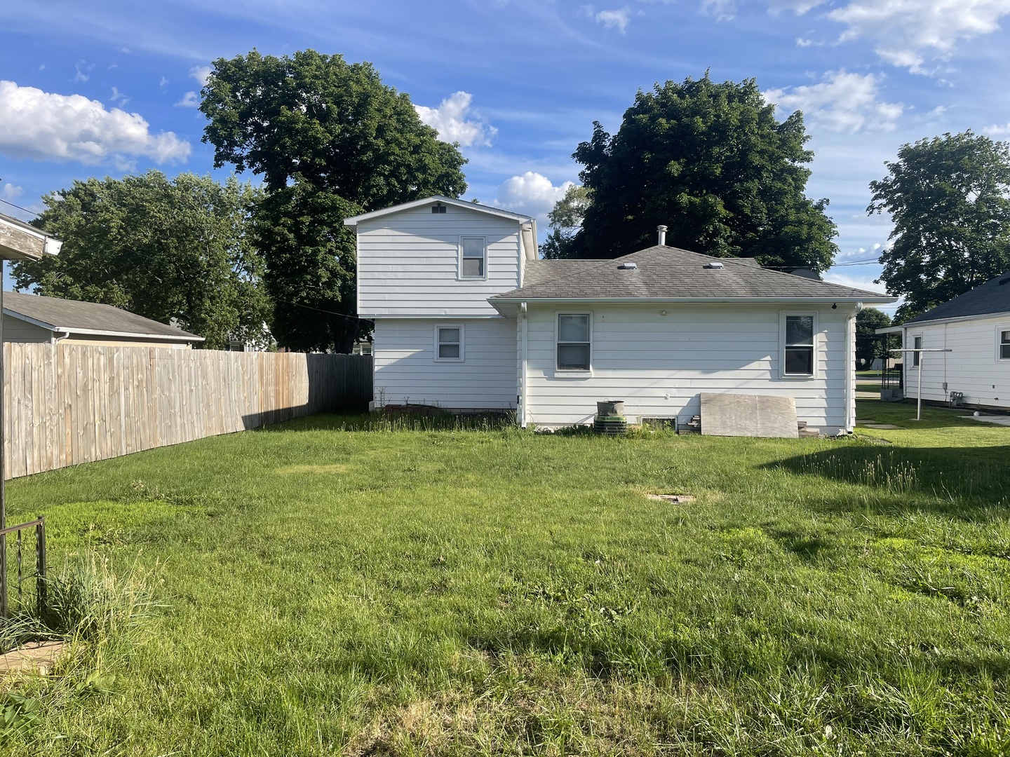 Homes for sale in Rock Falls, IL | 1212 W 21st St, Rock Falls, IL 61071 | MLS# 12679047