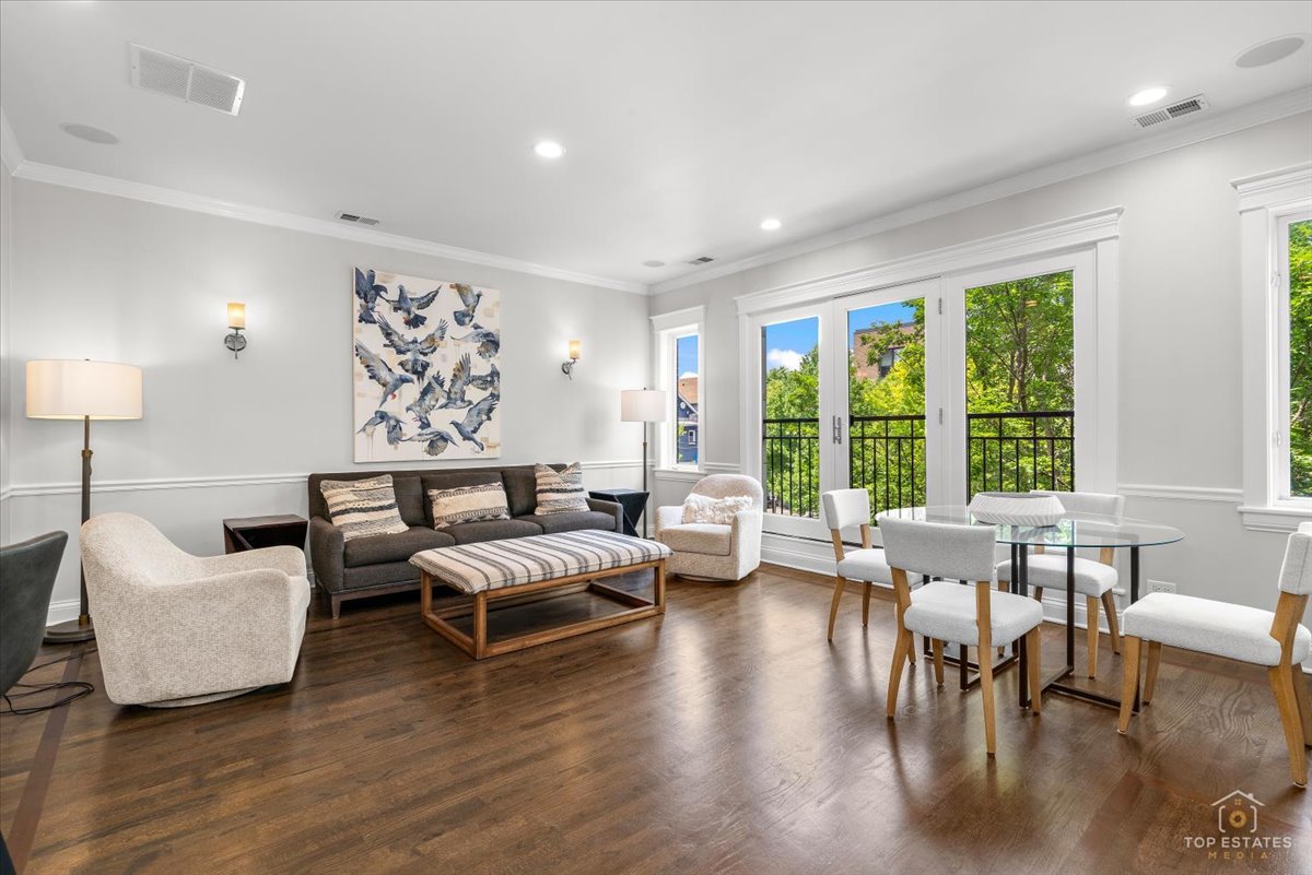 Homes for sale in Chicago, IL | 1541 W Montana St #2, Chicago, IL 60614 | MLS# 12679107
