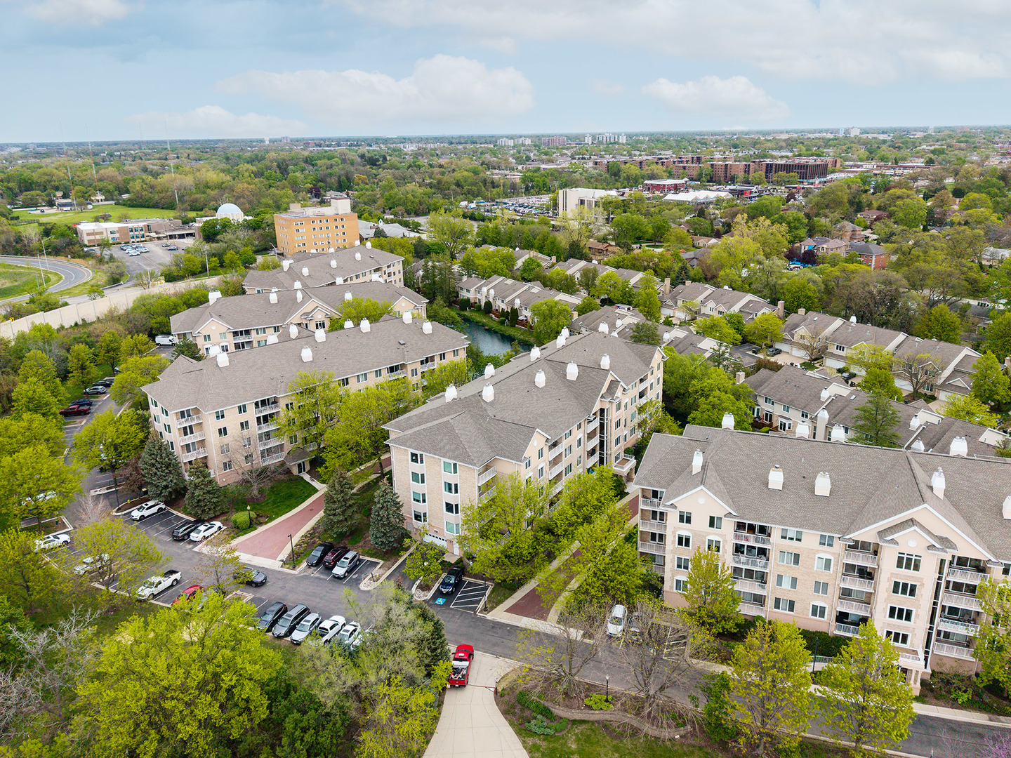 Homes for sale in Park Ridge, IL | 1715 Pavilion Wy #307, Park Ridge, IL 60068 | MLS# 12679199