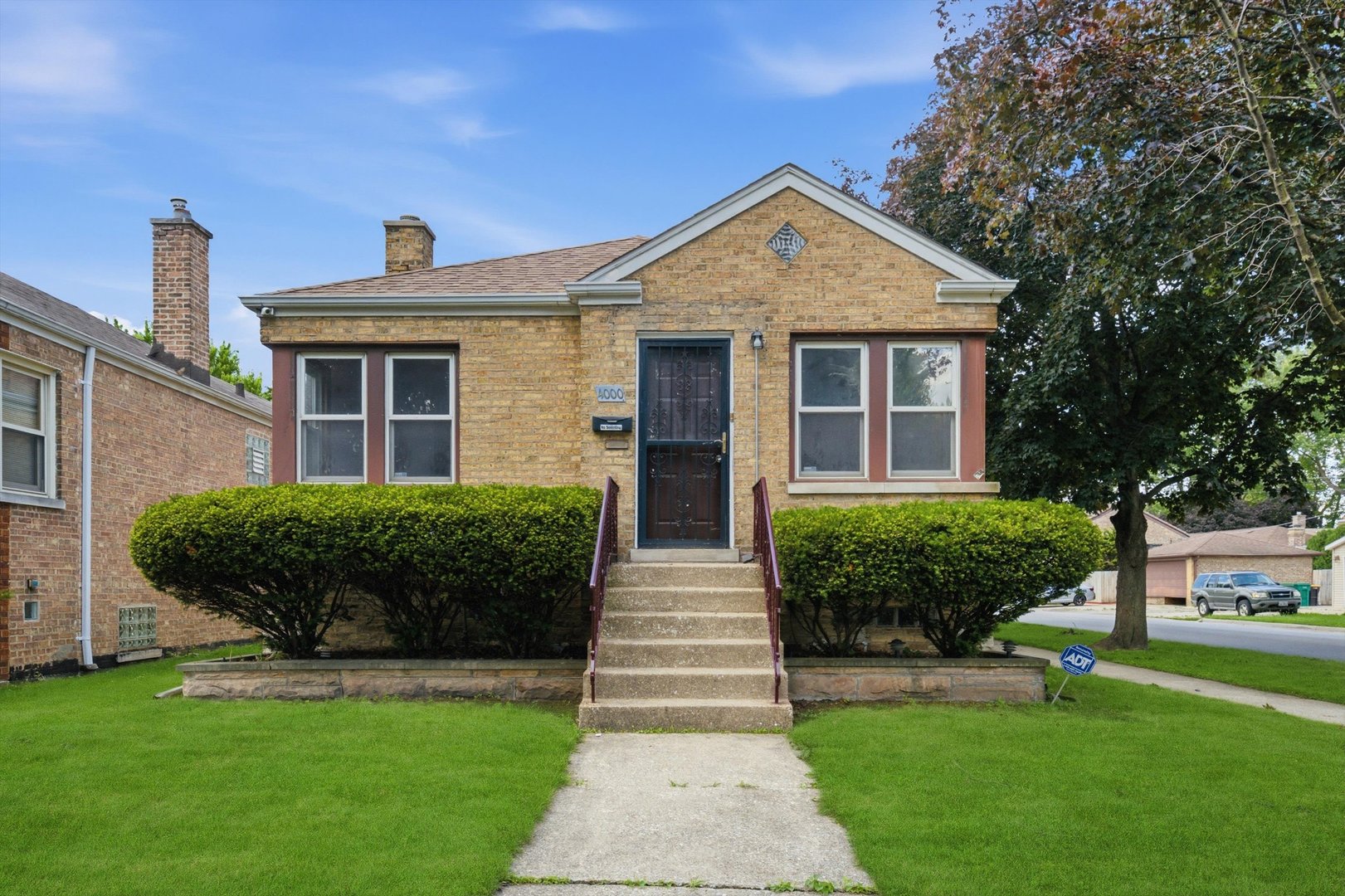 Homes for sale in Berwyn, IL | 4000 Clarence Ave, Berwyn, IL 60402 | MLS# 12679203