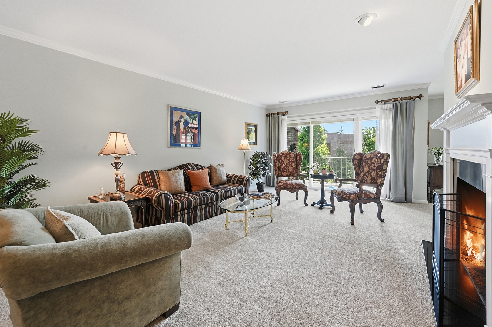 Homes for sale in Oak Brook, IL | 6 Oak Brk Clb Dr, Oak Brook, IL 60523