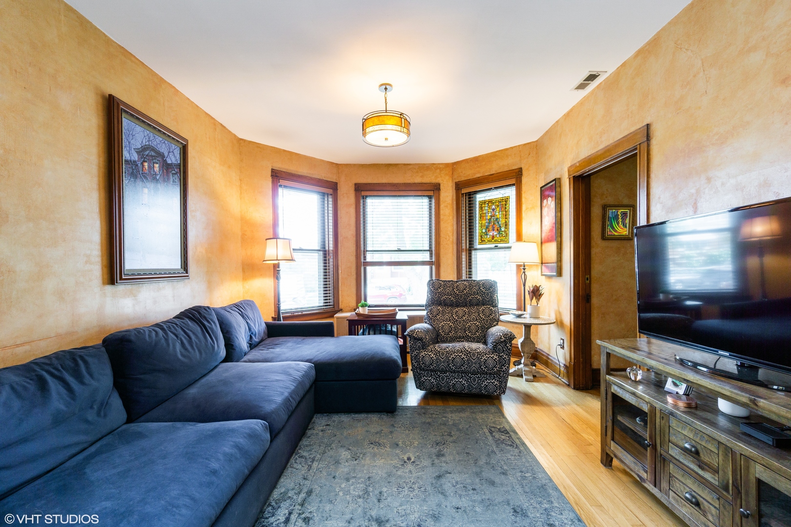 Homes for sale in Chicago, IL | 3255 N Kildare Ave, Chicago, IL 60641 | MLS# 12679783