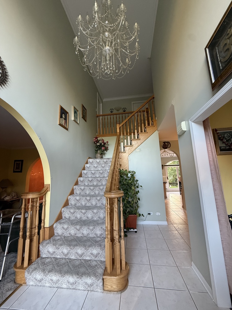 2nd image of 336 Tuttle Dr, Bloomingdale, IL 60108 | MLS# 12679788