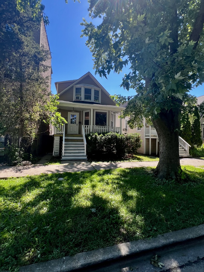 Homes for sale in Chicago, IL | 4155 N Francisco Ave, Chicago, IL 60618 | MLS# 12679842