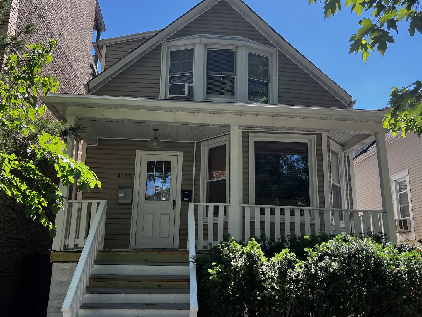 Homes for sale in Chicago, IL | 4155 N Francisco Ave, Chicago, IL 60618 | MLS# 12679842