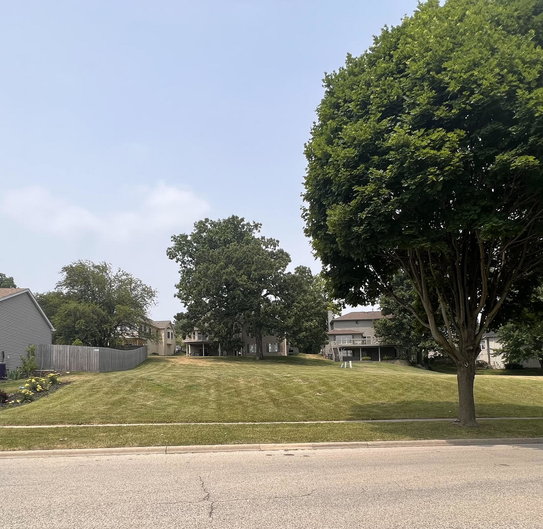 1st image of 640 Highland Springs Dr, Elgin, IL 60123 | MLS# 12680054