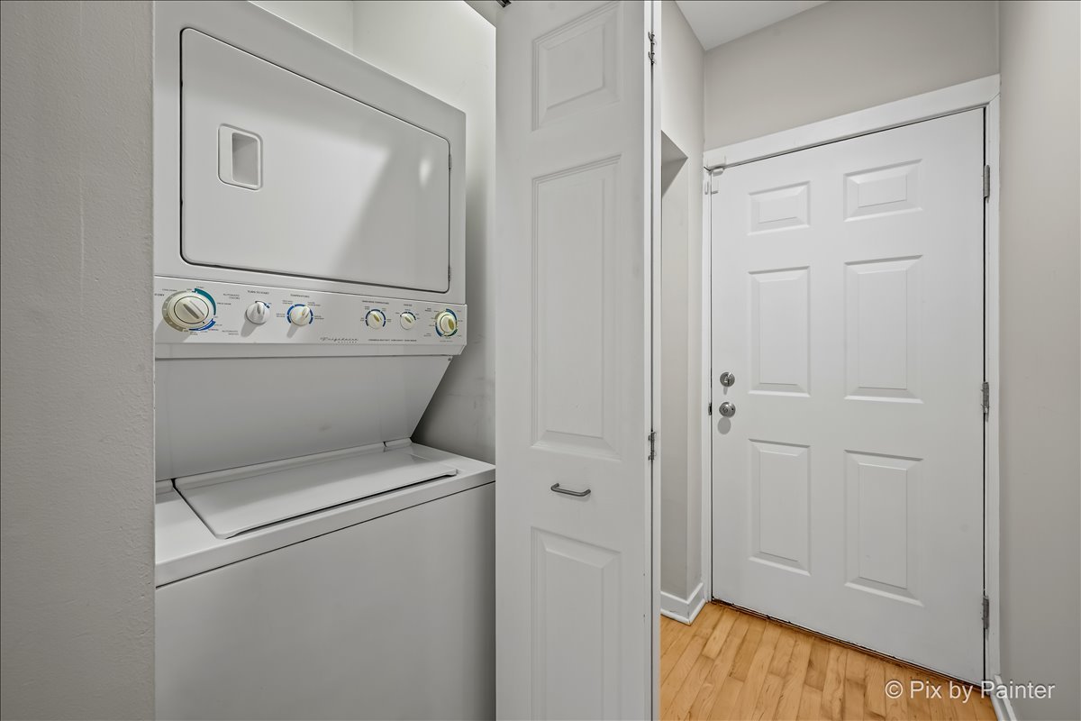 Homes for sale in Chicago, IL | 920 N Wood St #A, Chicago, IL 60622 | MLS# 12680084