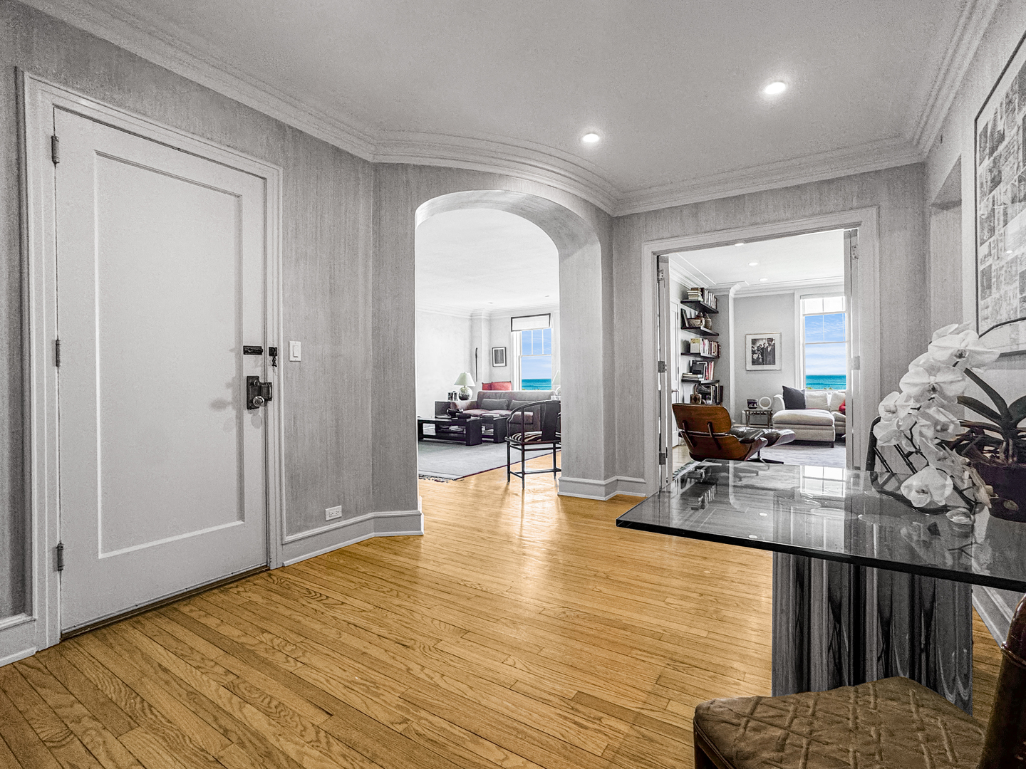 Homes for sale in Chicago, IL | 2440 N Lakeview Ave, Chicago, IL 60614