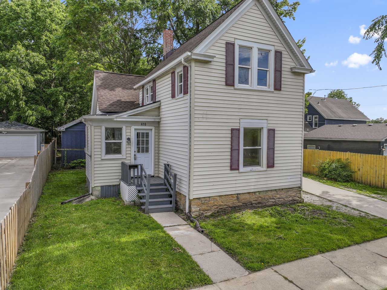 Homes for sale in Aurora, IL | 418 W Illinois Ave, Aurora, IL 60506 | MLS# 12680251