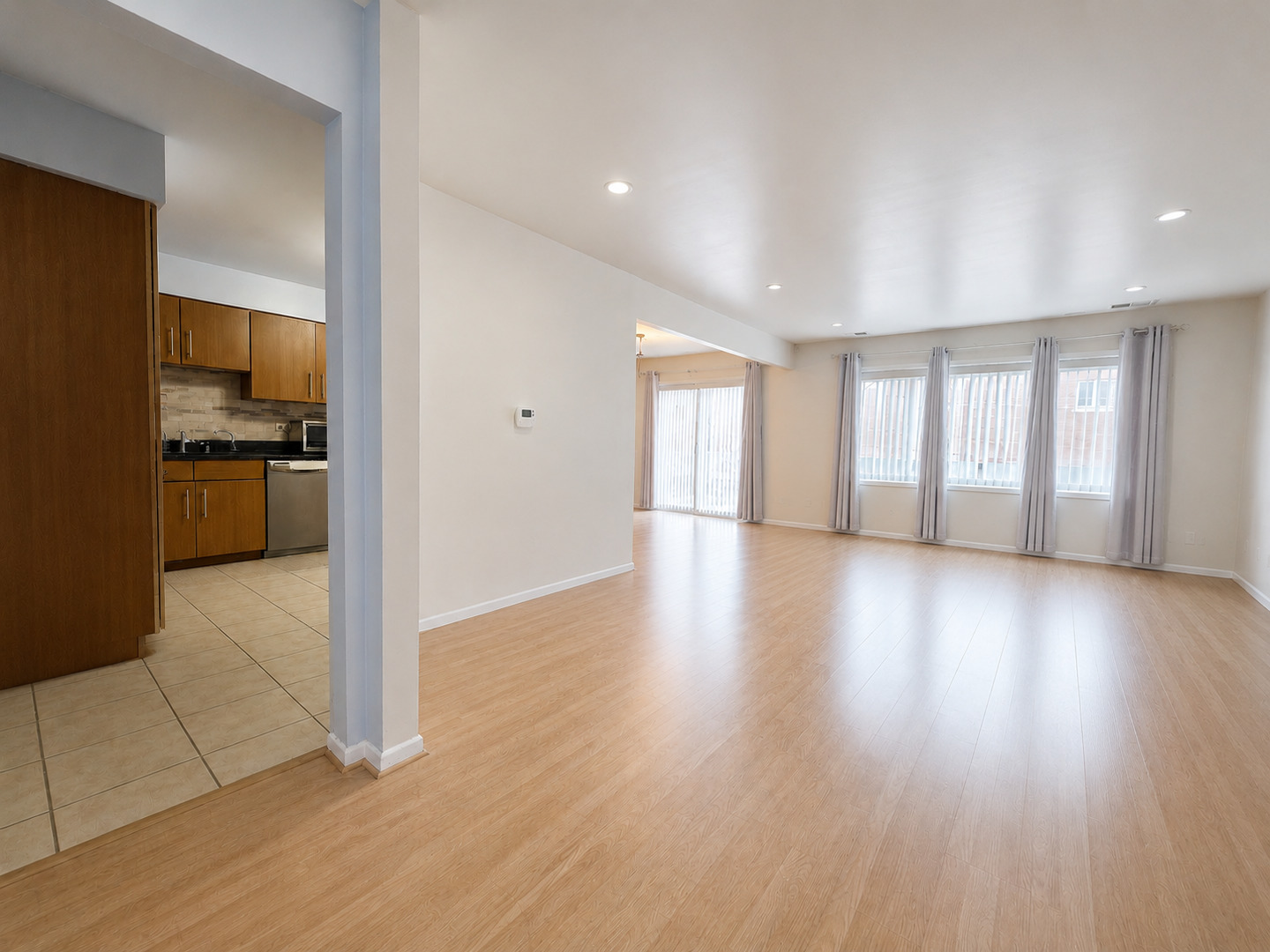 Homes for sale in Skokie, IL | 8230 Elmwood Ave, Skokie, IL 60077