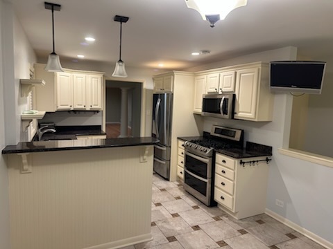 Homes for sale in Hinsdale, IL | 308 E 55Th St, Hinsdale, IL 60521 | MLS# 12680345