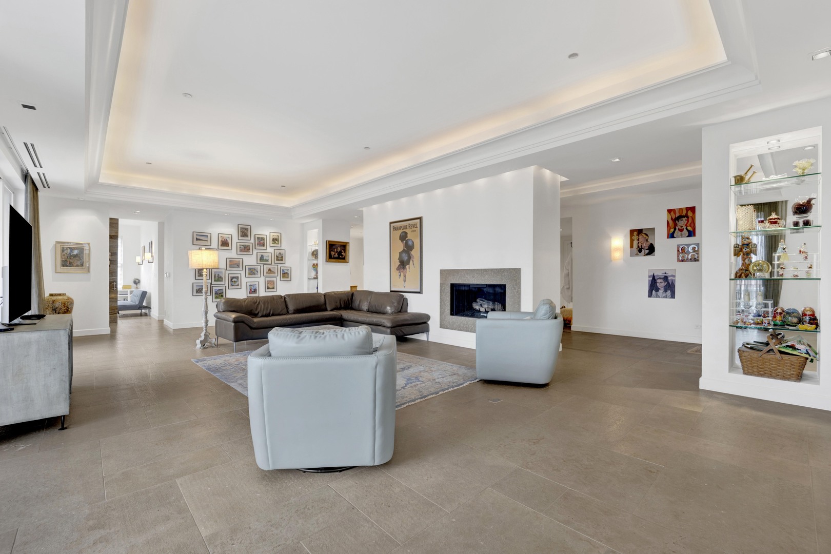 Homes for sale in Chicago, IL | 55 W Delaware Pl #1120, Chicago, IL 60610 | MLS# 12680444