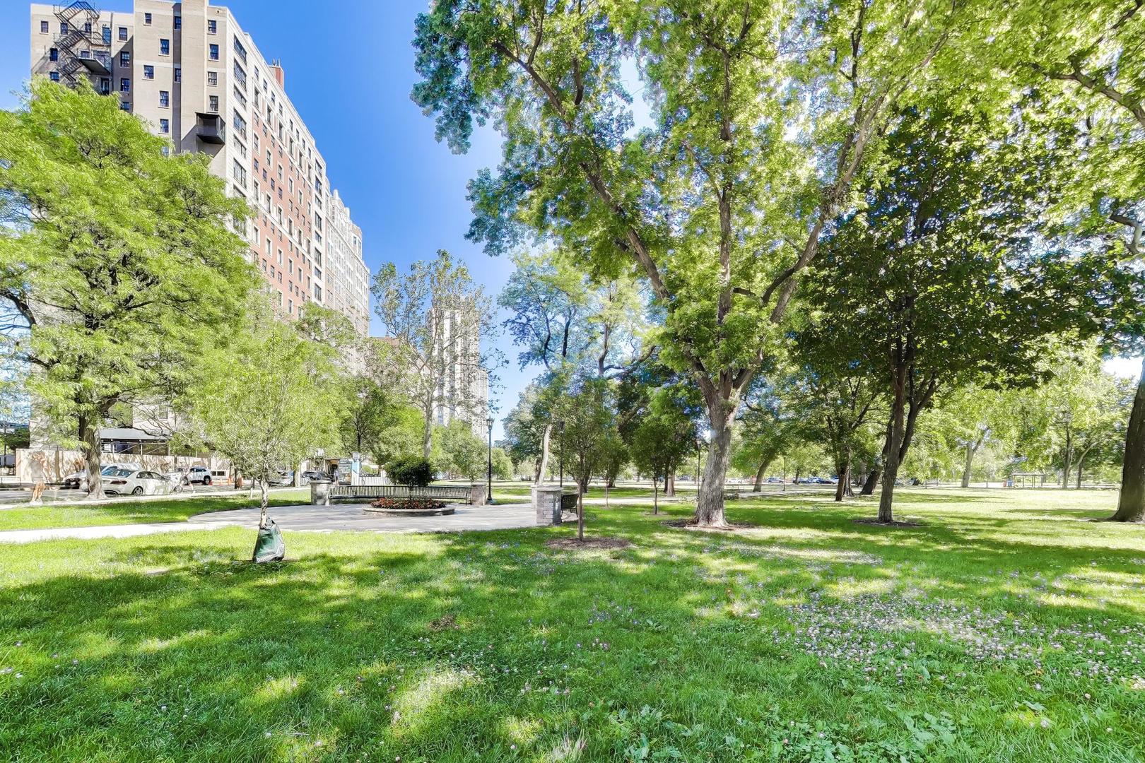 42nd image of 345 W Fullerton Pkwy #1905, Chicago, IL 60614 | MLS# 12680604