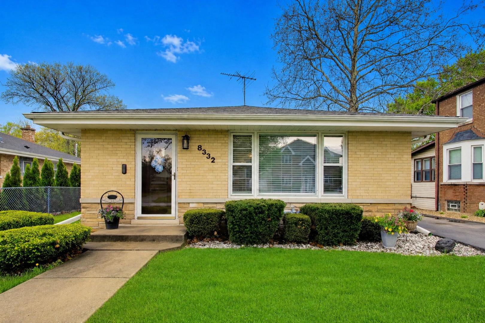 Homes for sale in Niles, IL | 8332 N Oketo Ave, Niles, IL 60714 | MLS# 12680650